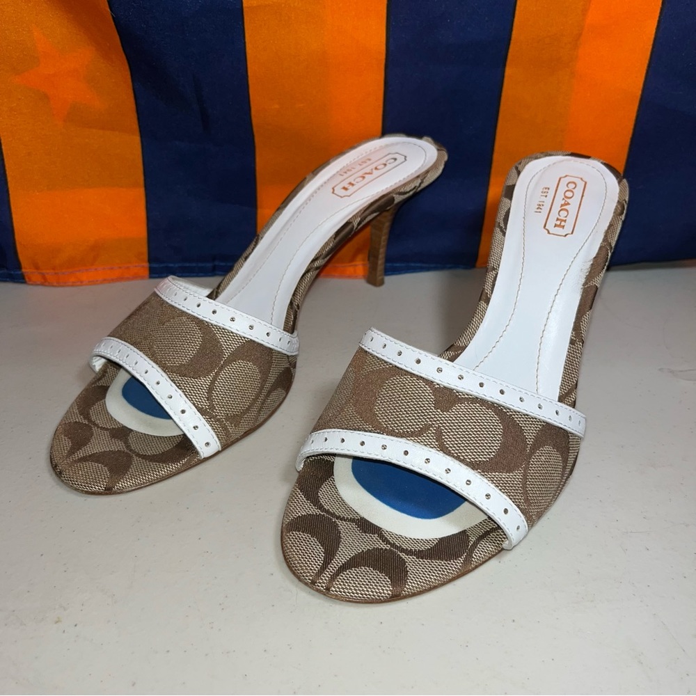 Coach Brown and White Kitten Heels Mules